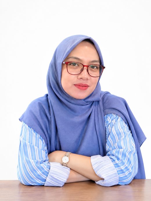 Ms. Nely, pengajar Fun English